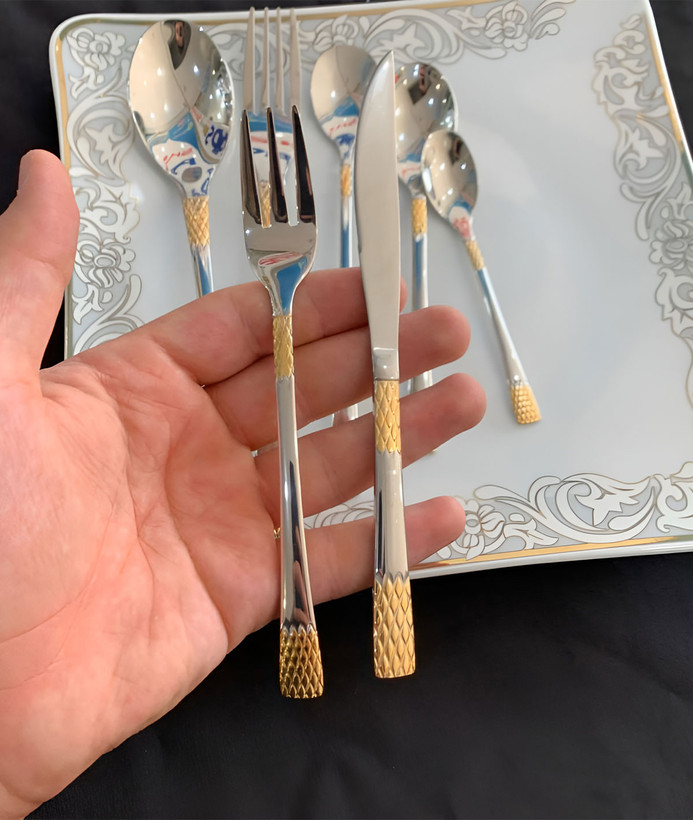 سرویس قاشق چنگال یونیک اصل آلمان 24 نفره 120 پارچه مدل آناناسی دورنگ