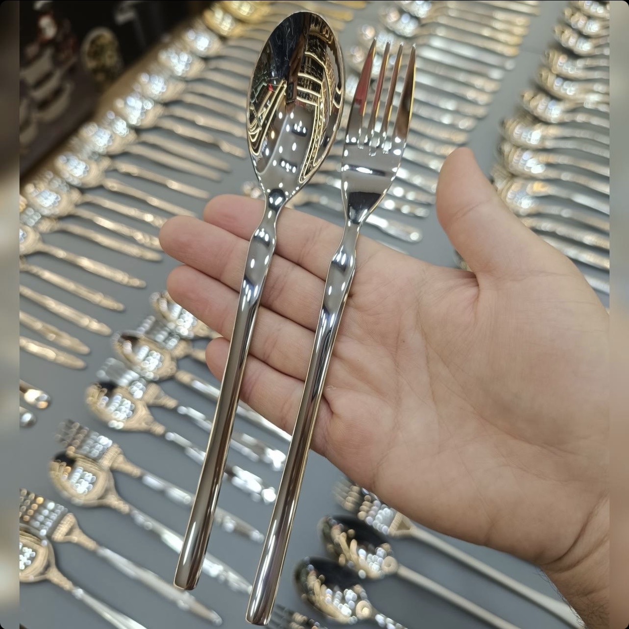 قاشق چنگال تمام ساده براق ۲۴ نفره یونیک المان